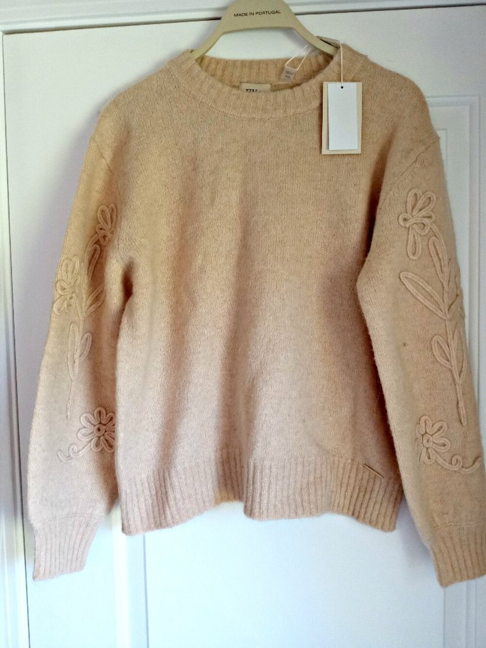 NEW! EXQUISITE Wool/Alpaca SWEATER ELIE TAHARI SZ M